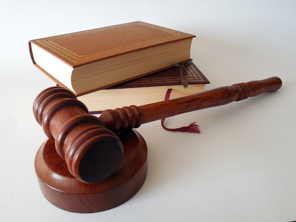 Judges hammer and law books